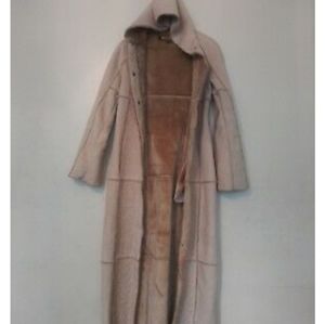 BEBE" Very light weight gorgeous coat❤️